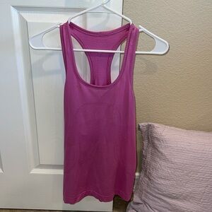 Lululemon tank